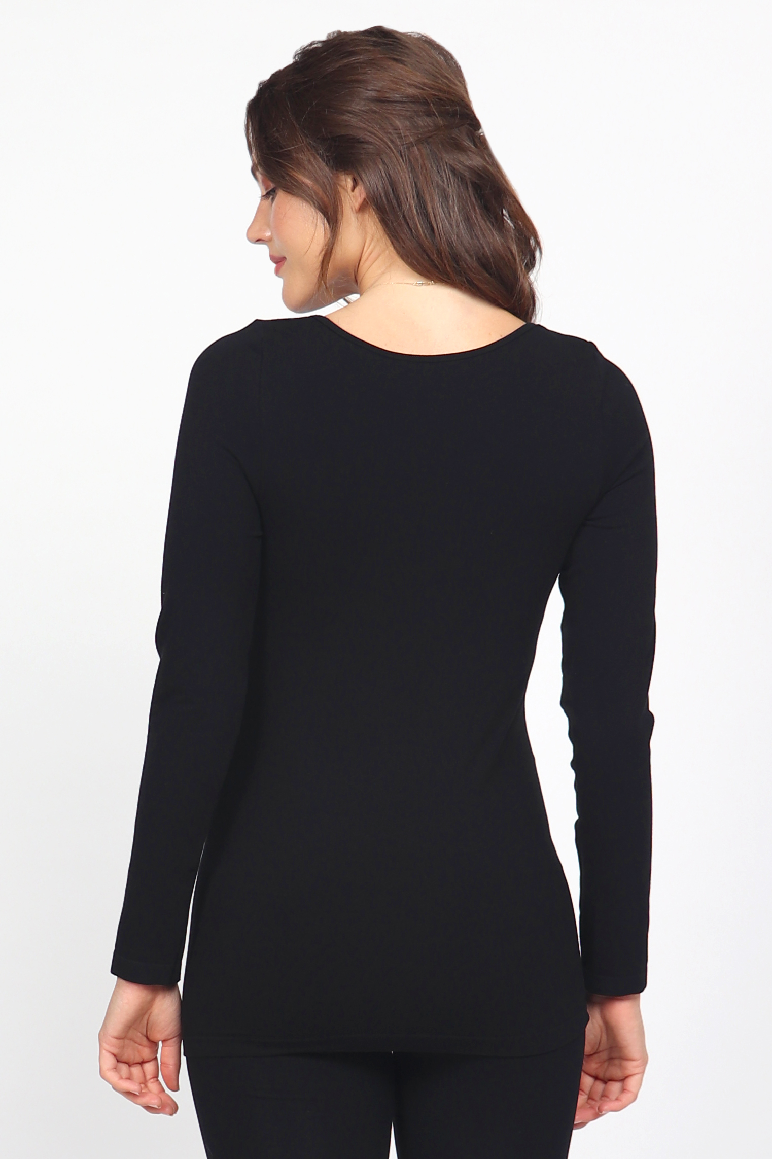 M. Rena Long Sleeve Scoop Neck Seamless Tee - Image 9